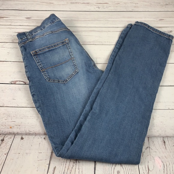 American Rag medium wash blue jeans sz 32 - Picture 9 of 12